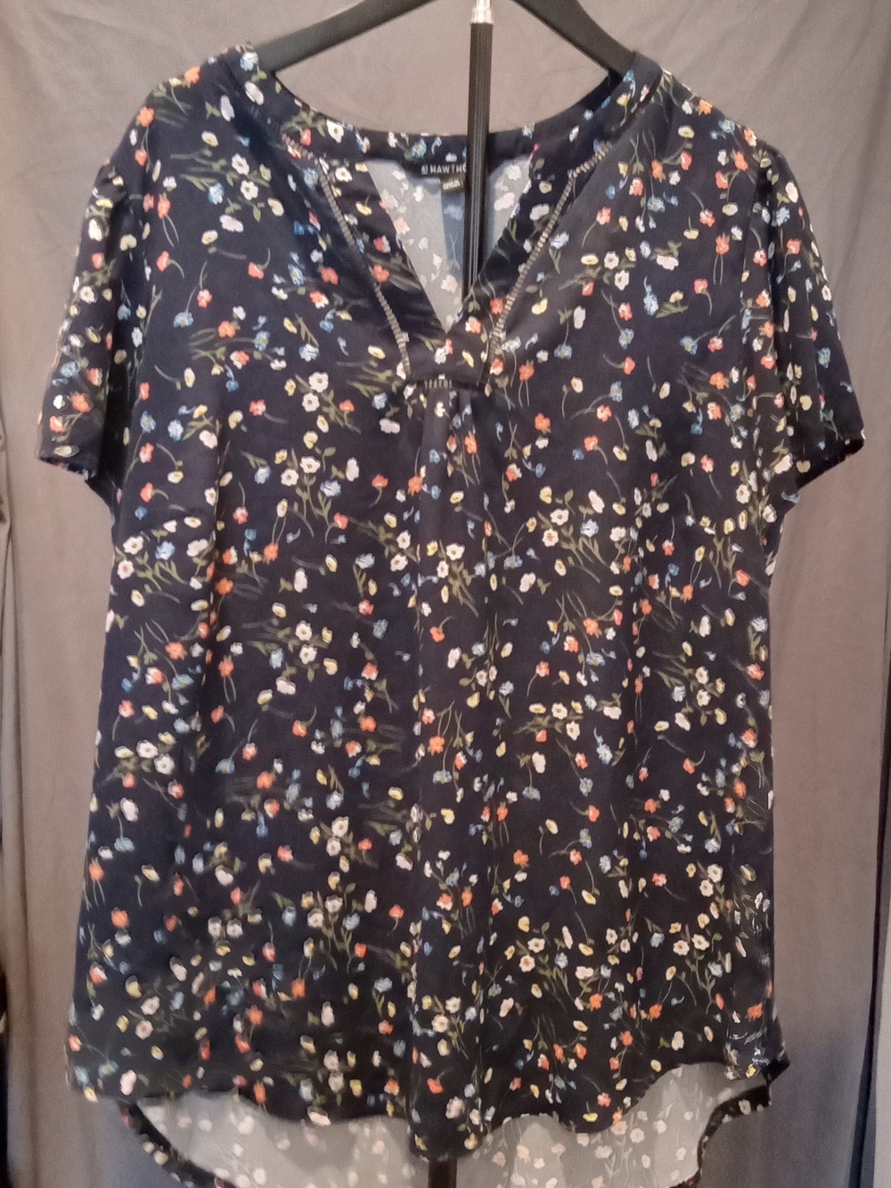 4t Hawthorne Navy Floral Short-Sleeve V-Neck Blouse Women's Size 2X